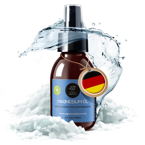 Organic Magnesium Magnesiumöl Spray 100 ml mit Wasserspritzer auf Zechstein-Magnesiumflocken